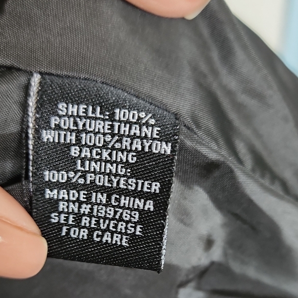 Ookie & Lala Women's Classic Black Faux Leather Jacket - Picture 7 of 7